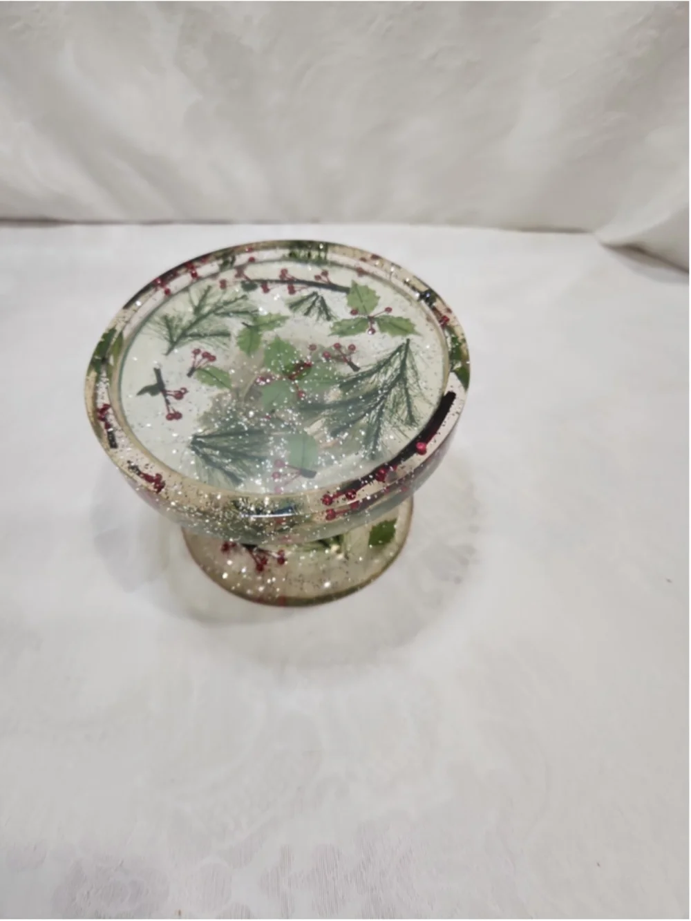 White Barn Acrylic Pillar Candle Holder ~ Holly Pine Glitter,EUC